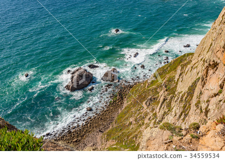 Western end of the Eurasian continent 34559534