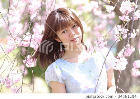 櫻花和大學生春天 34561194