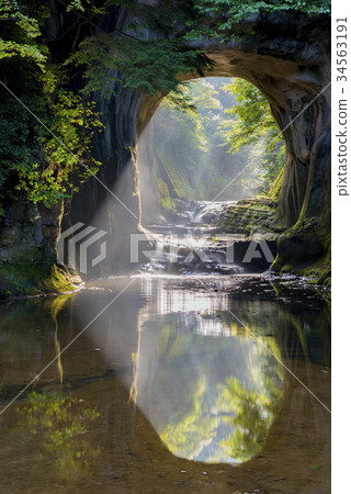 Chiba Prefecture Kimitsu-shi Nogizo Waterfall Morning Glory Heart-shaped 34563191