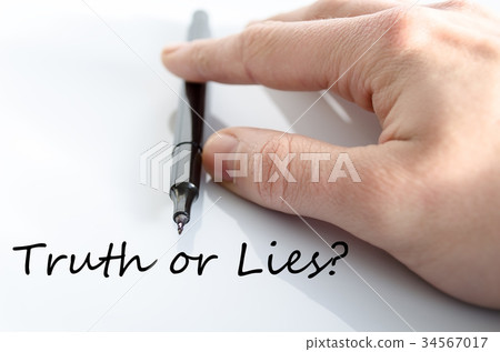 Truth or lies text concept 34567017
