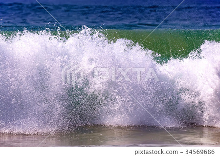 Beautiful sea wave Beautiful sea wave 34569686