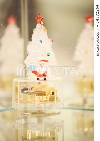 Mini Santa's Christmas Tree Mini Santa's Christmas Tree 34572264