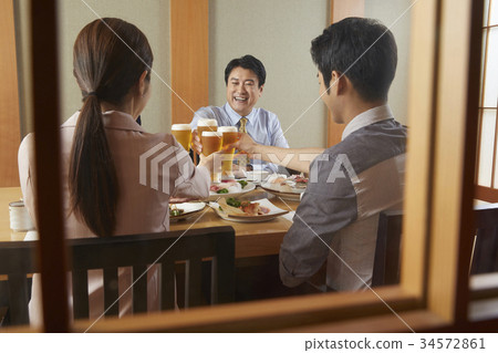 New employee, restaurant, business 34572861