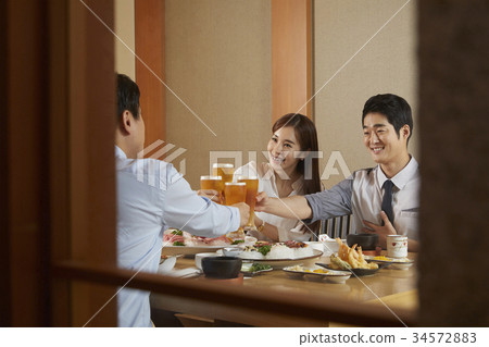 New employee, restaurant, business 34572883