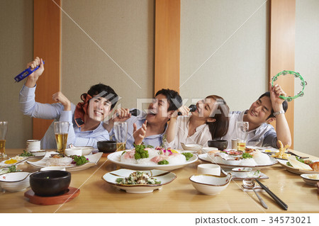 New employee, restaurant, business 34573021