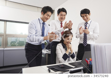 公司，業務 34573240