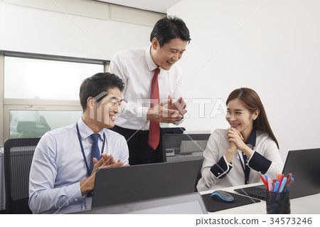 公司，業務 34573246