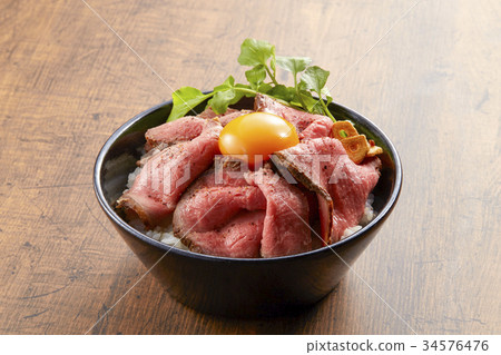 Roast beef bowl 34576476