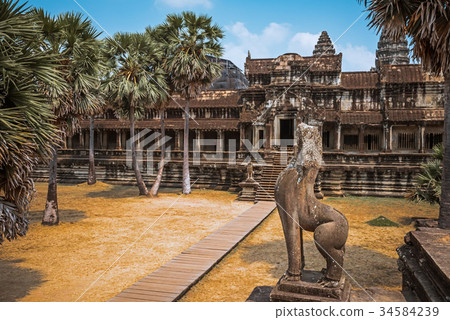 Angkor Wat Temple, Siem reap, Cambodia 34584239