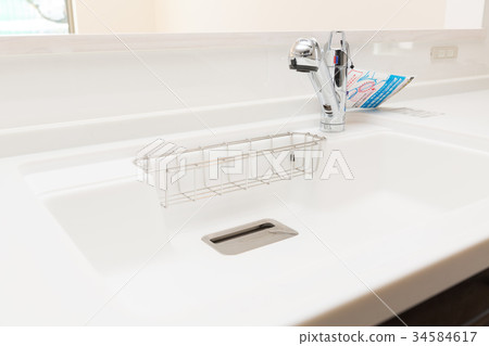 Water supply 34584617