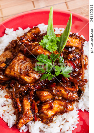 照片素材(图片): sweet and sour pork and rice