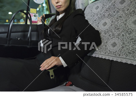 One woman business One woman business 34585575