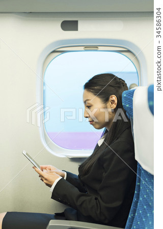 一個女人的生意 一個女人的生意 34586304