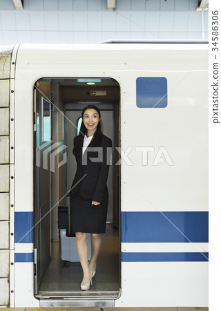 一個女人的生意 一個女人的生意 34586306