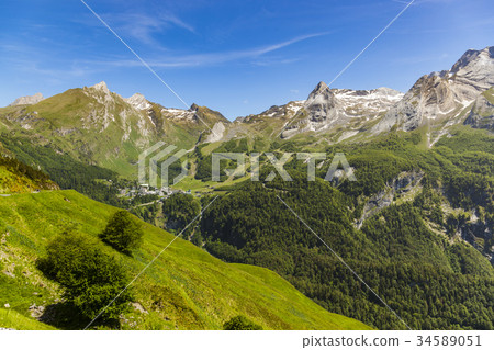 Gourette in the French Pyrenees. Gourette in the French Pyrenees. 34589051