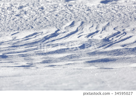 Windpaper of the snowy field 34595027