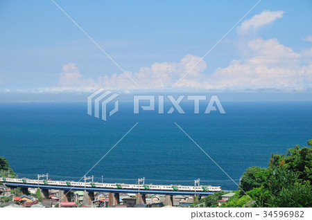 Natsumo to Sagami Bay and Tokaido Line Limited Express Dancer 34596982