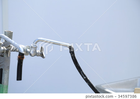 Temporary water supply 34597386