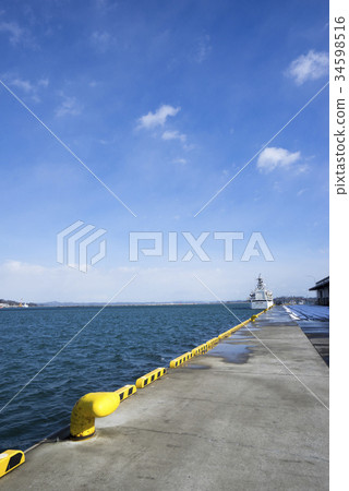 位於日本海岸警衛隊第2區域海岸警衛隊總部所在的鹽og港 位於日本海岸警衛隊第2區域海岸警衛隊總部所在的鹽og港 34598516
