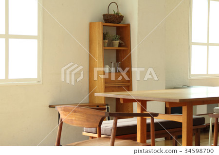A room A room 34598700