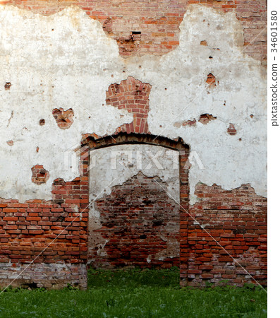 Old brick cracked wall Old brick cracked wall 34601580
