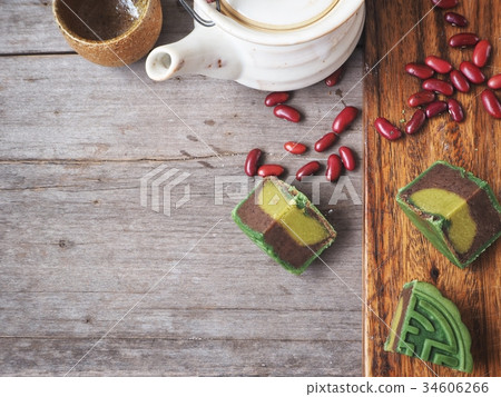 Green tea festival moon cake Green tea festival moon cake 34606266