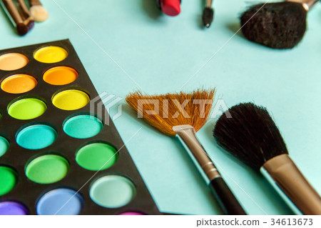 make-up palette and tools make-up palette and tools 34613673