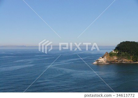 Beach in Oregon 34613772