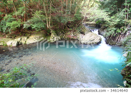 Yuichi瀑布 Yuichi瀑布 34614640