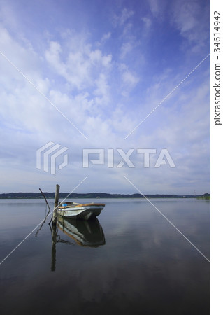 A small boat 03 in Teganuma seen from our Aboshi city side 34614942