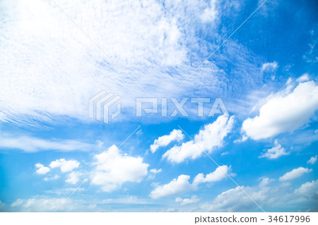  覆蓋天空藍天白色雲彩秋天天空晚夏天空背景材料雲彩藍天綜合性背景 34617996