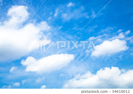  覆蓋天空藍天白色雲彩秋天天空晚夏天空背景材料雲彩藍天綜合性背景 34618012