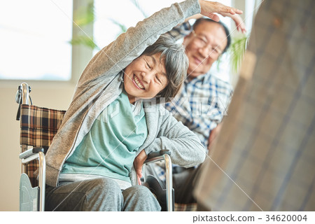 Nursing facility senior stretch 34620004