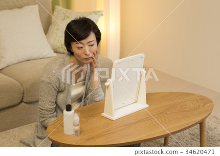 Allafore Women Who Care about Your Skin 34620471