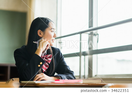 學校的女生 34622351