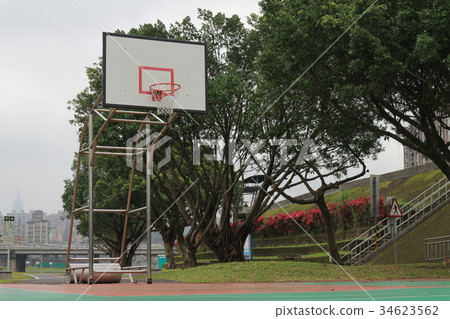 Park basketball court Park basketball court 34623562