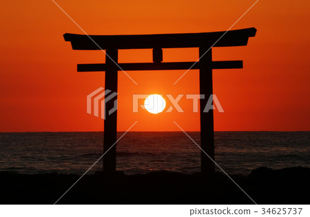 十月初的大洗海岸朝日,茨城縣大洗町 十月初的大洗海岸朝日,茨城縣大洗町 34625737