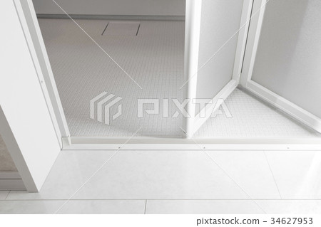 Bathroom entrance 34627953
