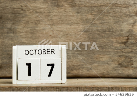White block calendar present date 17 and October White block calendar present date 17 and October 34629639