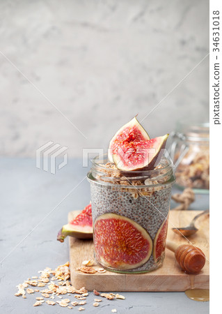 chia pudding with figs chia pudding with figs 34631018