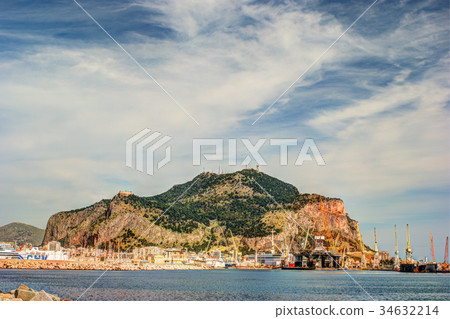 Palermo's promenade with the harbor and Mount Palermo's promenade with the harbor and Mount 34632214