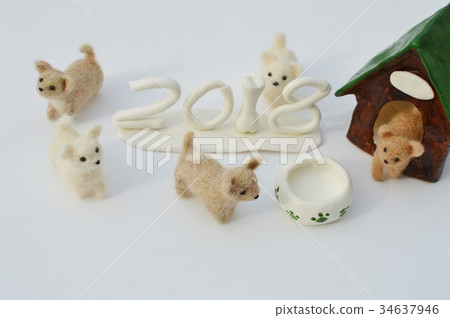 感覺小狗和狗窩 34637946