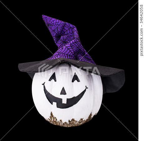 Halloween whit pumpkin with hat, isolated on black Halloween whit pumpkin with hat, isolated on black 34642058