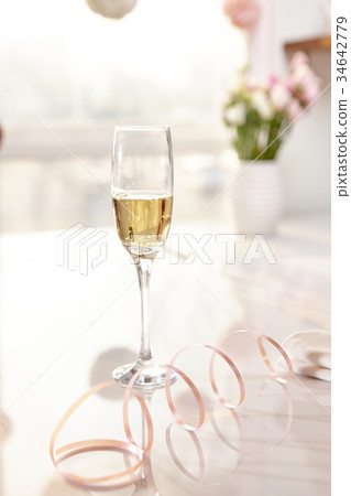 香檳酒 34642779