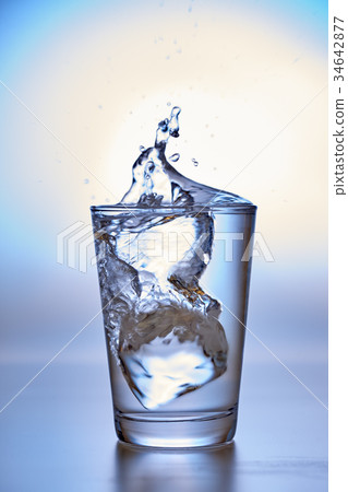 水,玻璃 水,玻璃 34642877