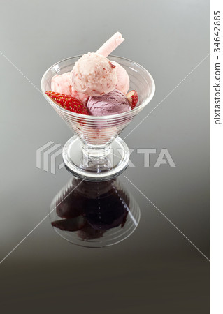 Ice cream, dessert 34642885