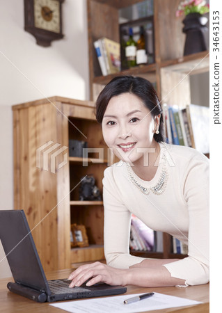 女子 女子 34643153