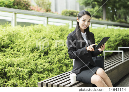 One woman business One woman business 34643154
