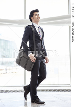 Businessman Businessman 34643310