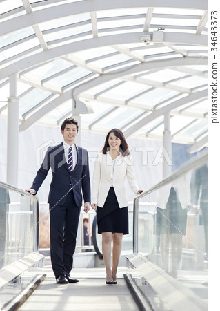 Businesswoman, business woman Businesswoman, business woman 34643373